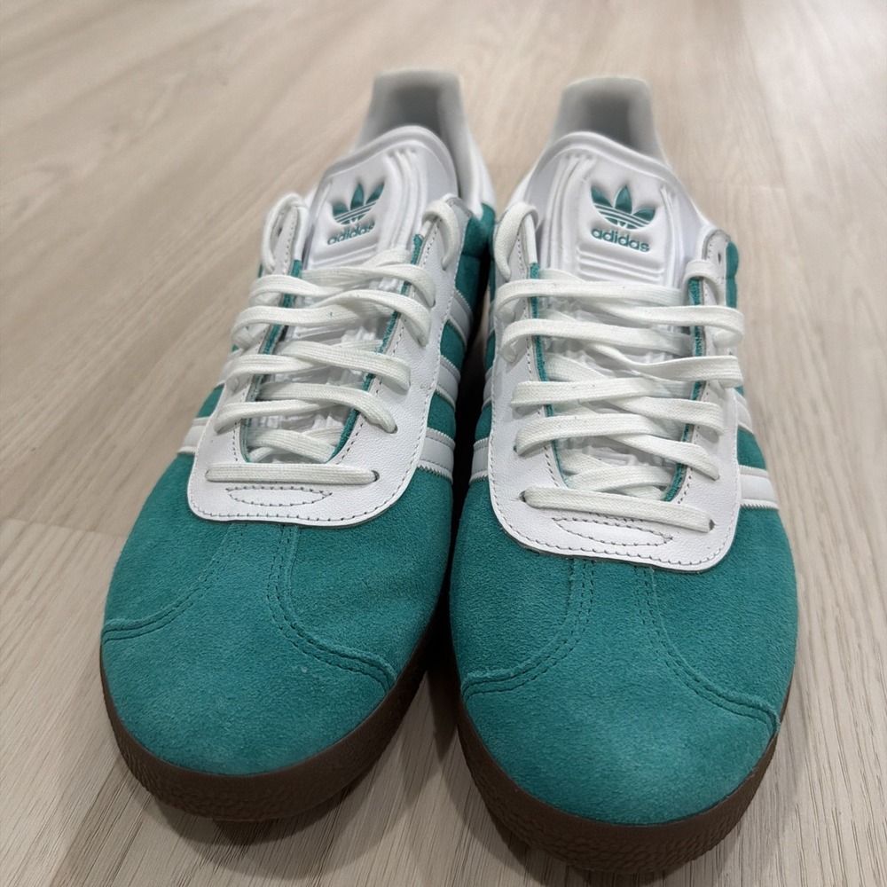 adidas Liverpool FC x Gazelle Third Kit JR4159 Size 11 BRAND NEW DS - Picture 5 of 11